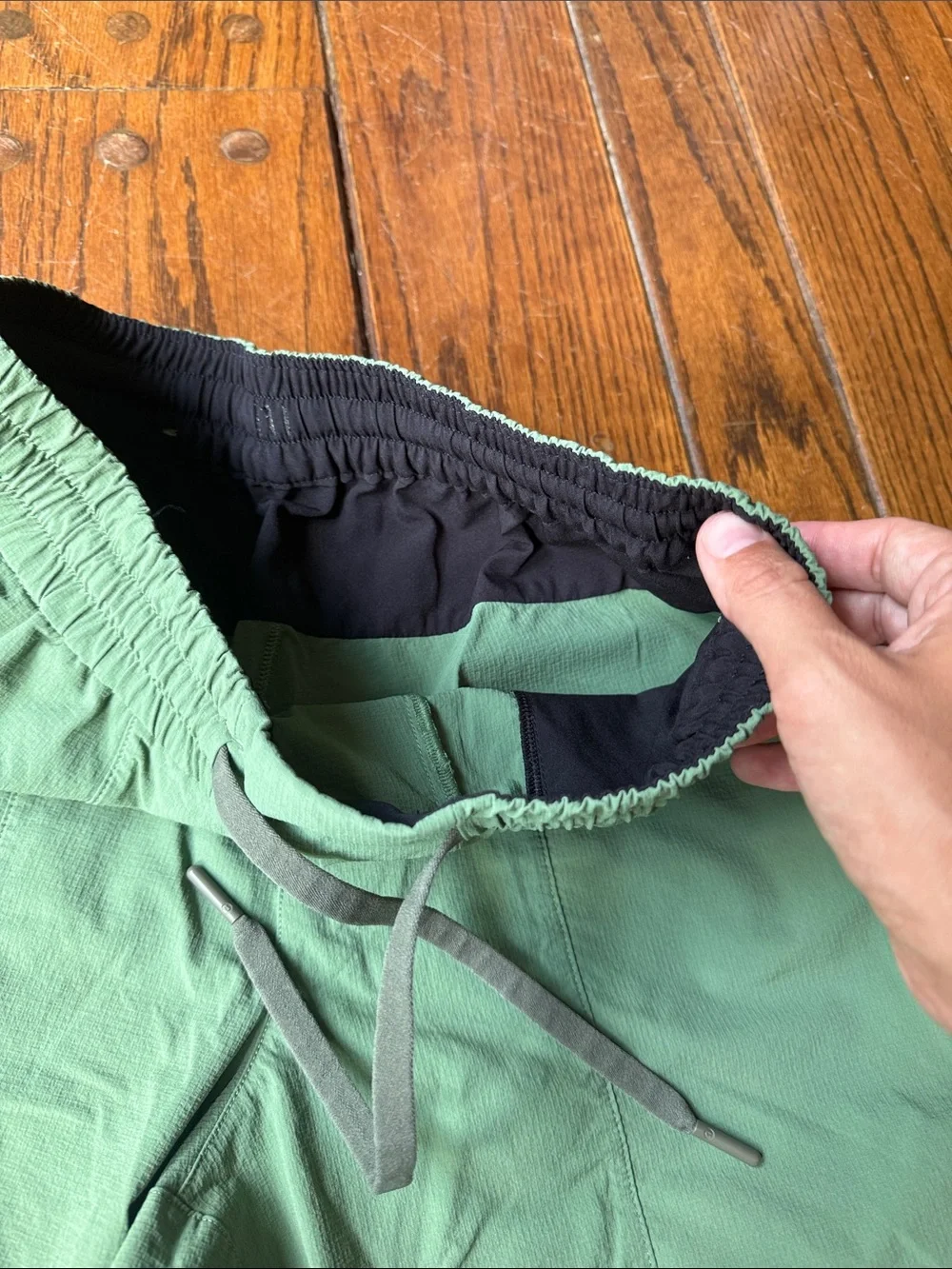 Lululemon men’s ripstop shorts size small
